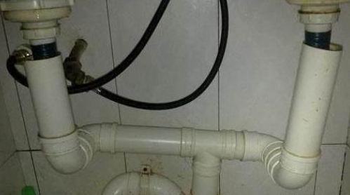 「」厨房电线到底2.5方还是4方更安全？婆婆买错一开电器就有火花！