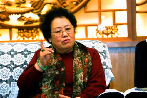 国籍|陈丽华与“唐僧”迟重瑞：相守30年，但家中规矩多得让人望而生畏