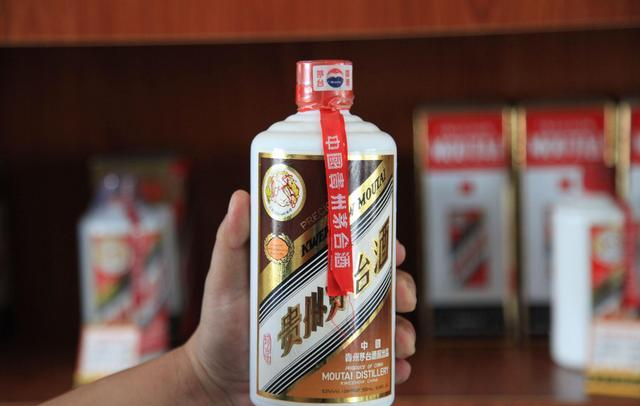 [上证指数]股市行情：今天上证指数险守2800点，李大霄：a股底让外资抄了？