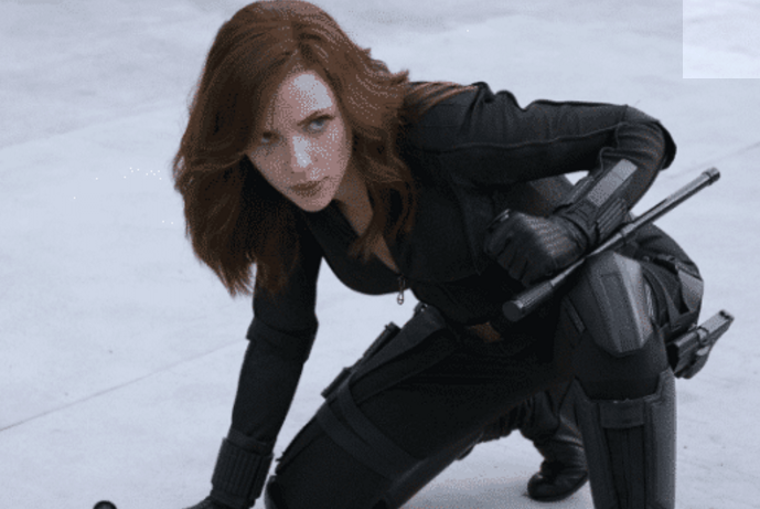 『电影』“黑寡妇”演戏有多费钱？“贴身战衣”全是特效，现场的造型非常搞笑！