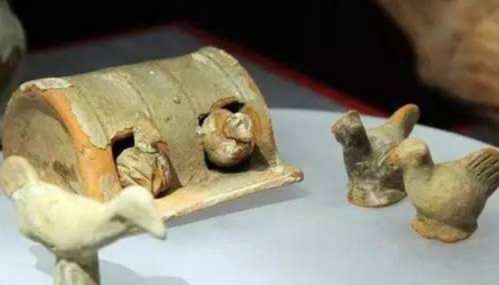 『古墓』考古为何最惧怕古墓出现鸡蛋，有何诡异之处？专家：碰都不能碰