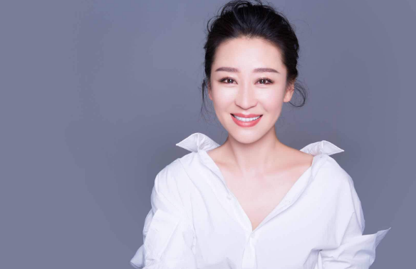 当红时狠心抛弃罗晋嫁大19岁富豪得一架飞机如今她怎样了