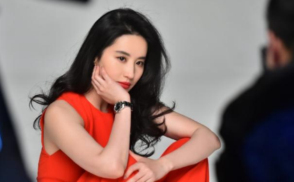 #娱乐圈#中国的明星基本没确诊的有这些原因。