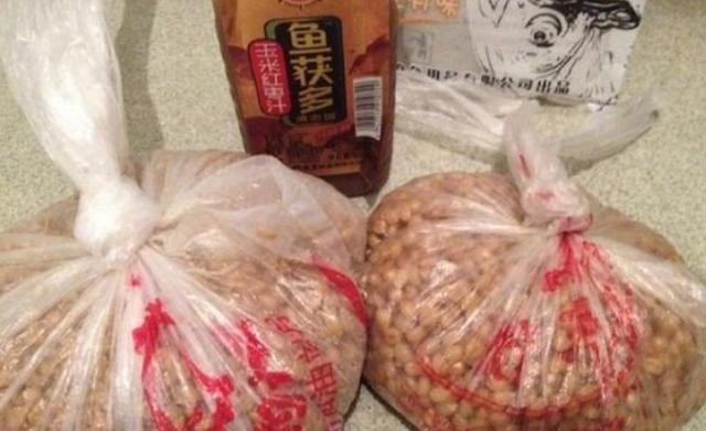 鲫鱼|怪不得老钓手从不买饵，原来这3种东西才是大板鲫的最爱，服了