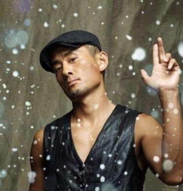 超女|冒充农民走红上春晚，还娶了超女老婆，身份曝光后被央视封杀！