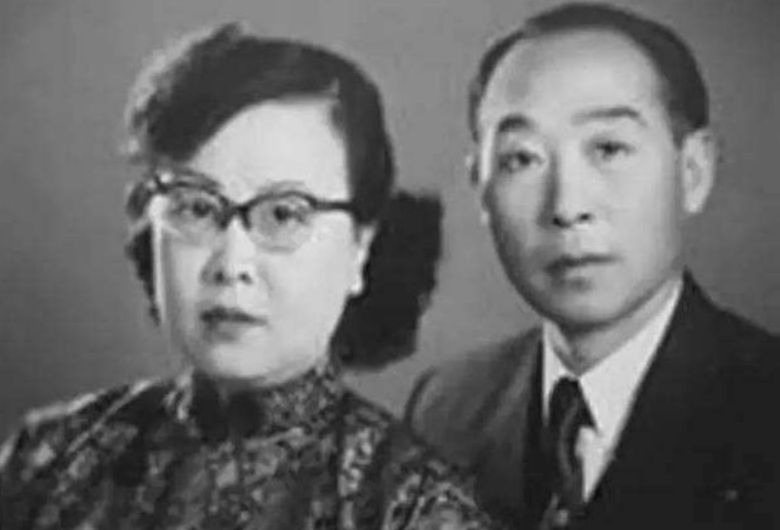 秦曼云|她是中共首位女叛徒，定居美国成富豪，晚年又要回国是为何？