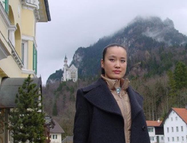 央视春晚|她当年在央视春晚一唱成名, 红极一时, 后来却病死她乡,享年56岁