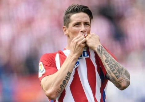 『本泽马』如果世界杯冠军和当届欧冠冠军打一场比赛,谁的胜算更大?