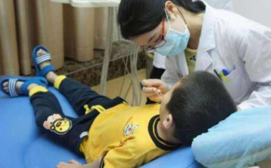 西瓜|吃1次等于吃6个塑料袋，6岁娃一年不长个，竟是“毒早餐”在作祟！