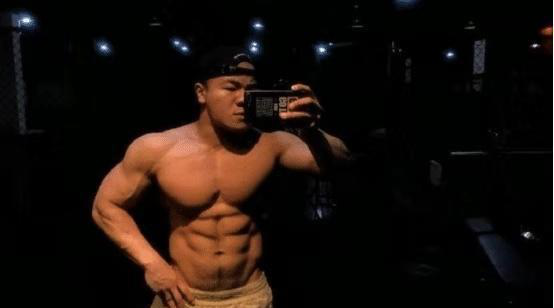 「李若彤」岳云鹏的健美版火遍健身圈，腹肌明显，网友：还有啥理由不努力？