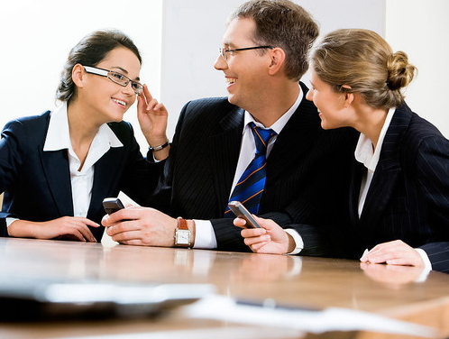 []领导对下属的提拔与安排，都有自己的考虑，他更多想到的是职场上的平衡！