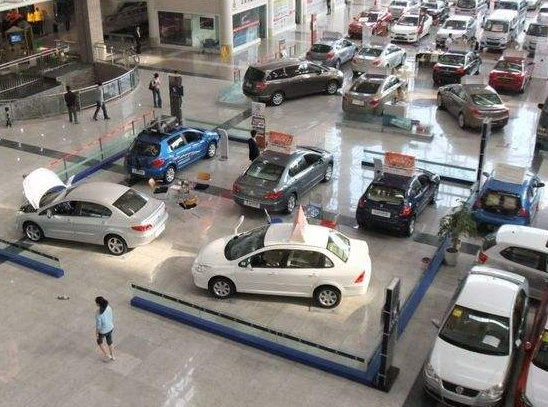 SUV：为啥轿车销量越来越高SUV越来越低？内行人：傻子不够用了