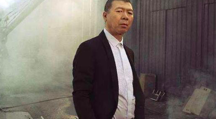 孙海英▲孙海英大骂冯小刚拍垃圾电影，冯导：孙子，照死里打你