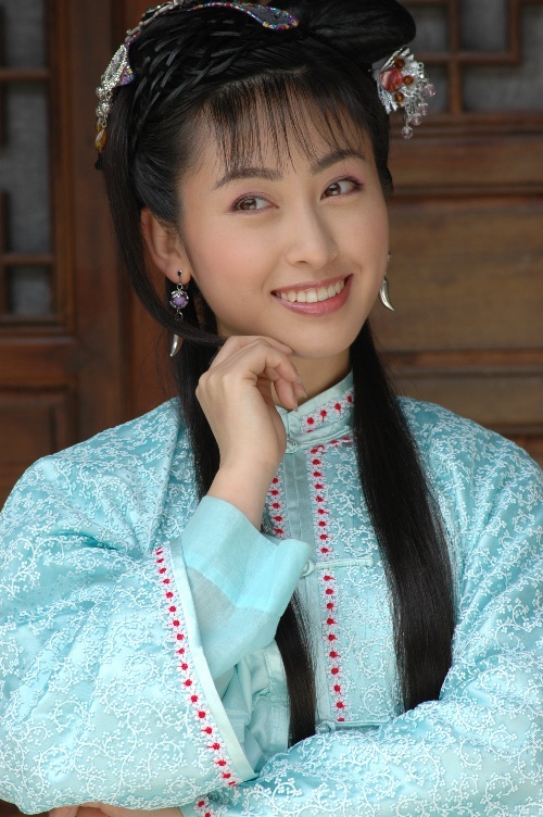 张铁林|曾与张铁林同居,后嫁大23岁演员影帝,如今38岁的她成为人生赢家