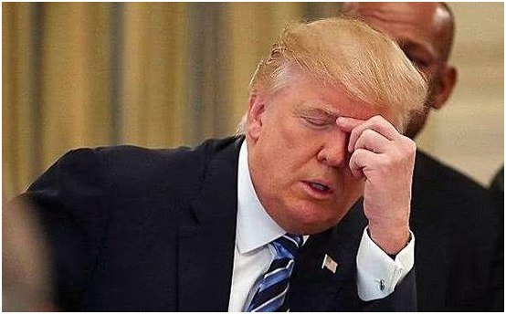 美军|又一艘美航母爆炸起火，白宫承认在南海遭重挫，俄：终于尝到厉害