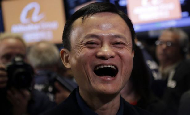 [阿里巴巴]马云微博粉丝两千多万，却主动关注了1个人，看清名字后：太感动