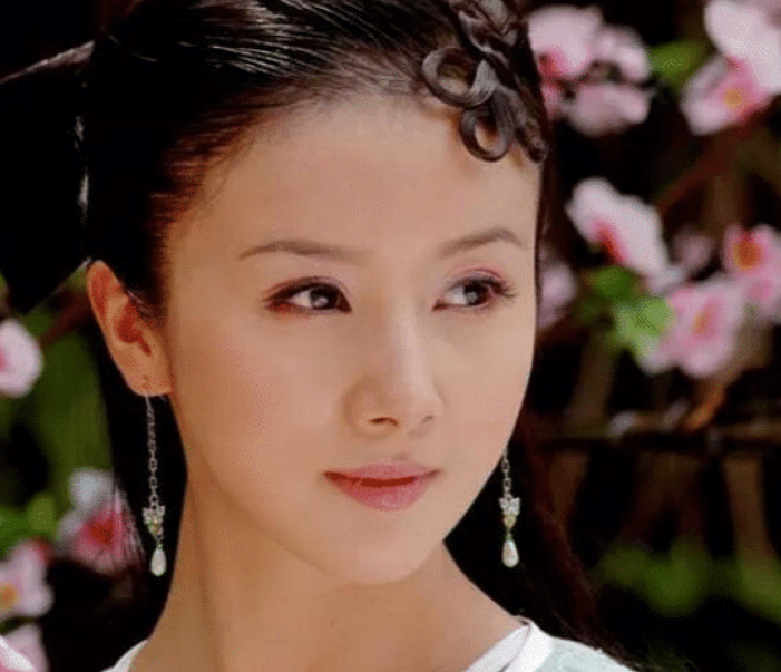 『楚留香传奇』13年前的《楚留香传奇》才叫美女如云，女主女配，个个美若天仙