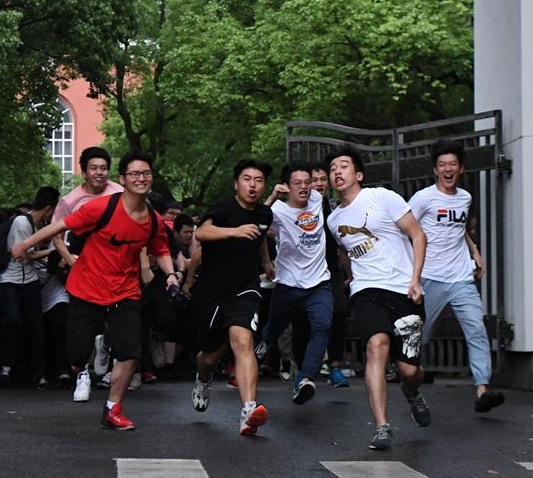 【】高考后，家长最想要孩子做的是什么？学生最想做的是什么？