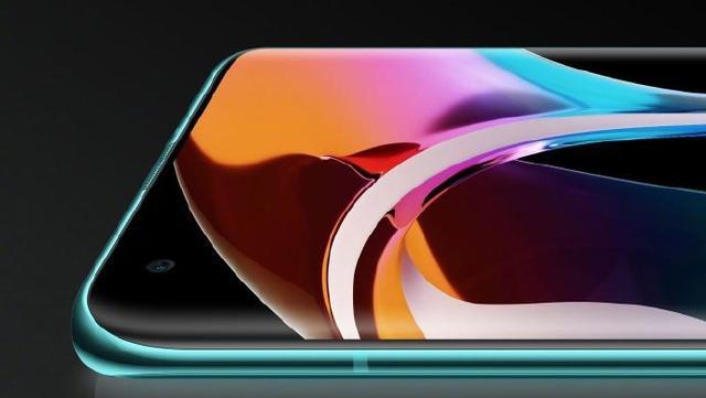 「小米科技」上半年旗舰机发布后，小米10到底怎么样，还值得购买吗？