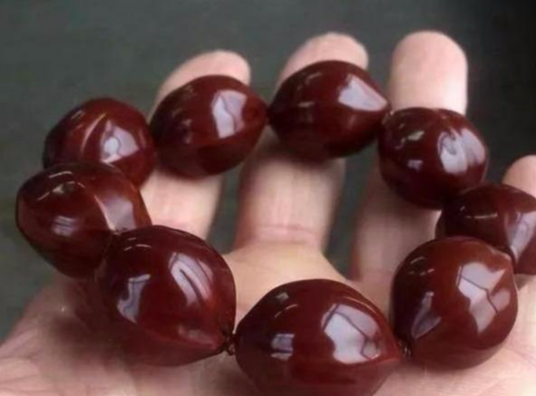 文玩@在躺着都流汗的日子里，盘这6种文玩最带劲，这个夏季开撸吧