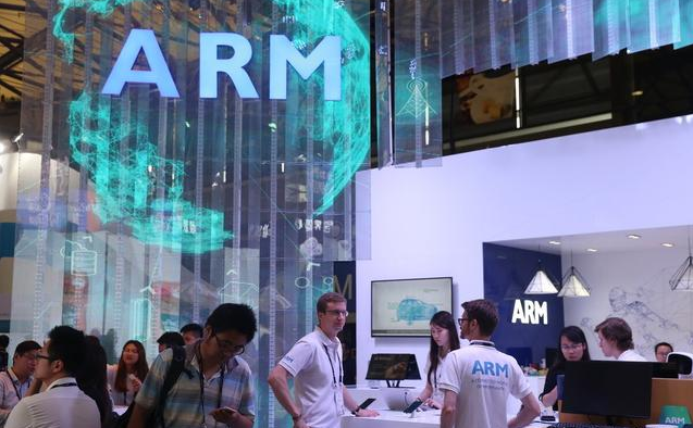 |孙正义卖出杀手锏,美国砸千亿欲接手,只为彻底封杀中国科技