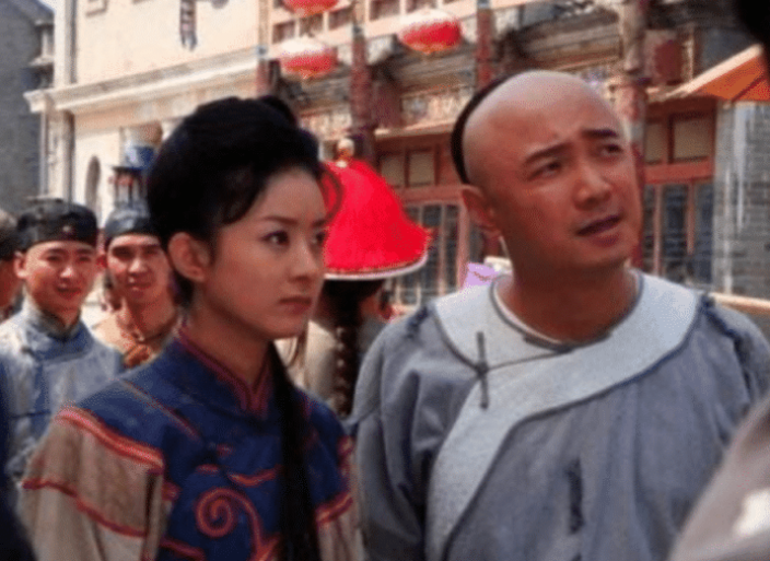 娱乐圈|她演《李卫当官》爆红，因片场被打而淡出娱乐圈，现在变成这样！