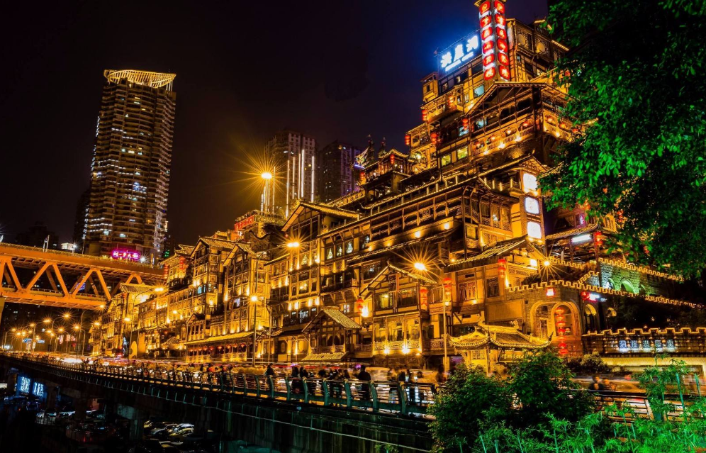 重庆|我国最“无聊”高铁，全程六小时“与世隔绝”，网友：只能睡觉