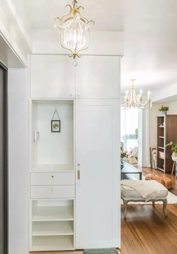 「」入门跟墙一样平行的话,鞋柜怎么设计好呢?