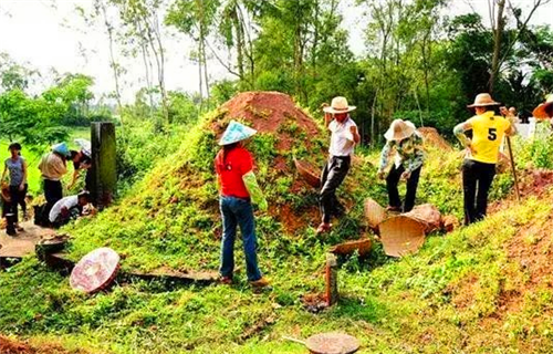【考古】古墓被盗30次,盗墓贼一无所获,专家转动棺椁,才知墓主有多高明