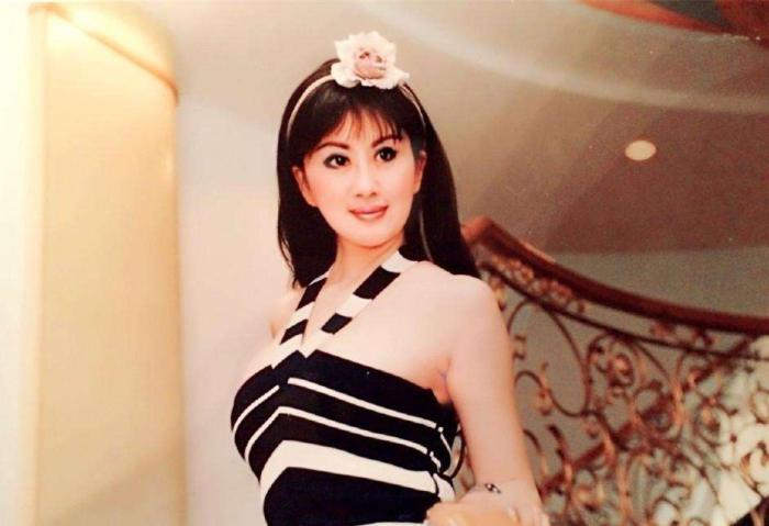 宫雪花|被称“中国第一美妇”,为出国嫁给老外,今71岁像个“妖精”