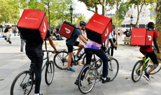 美团外卖|南京小伙借鉴美团外卖模式,席卷美国外卖市场,市值已超千亿