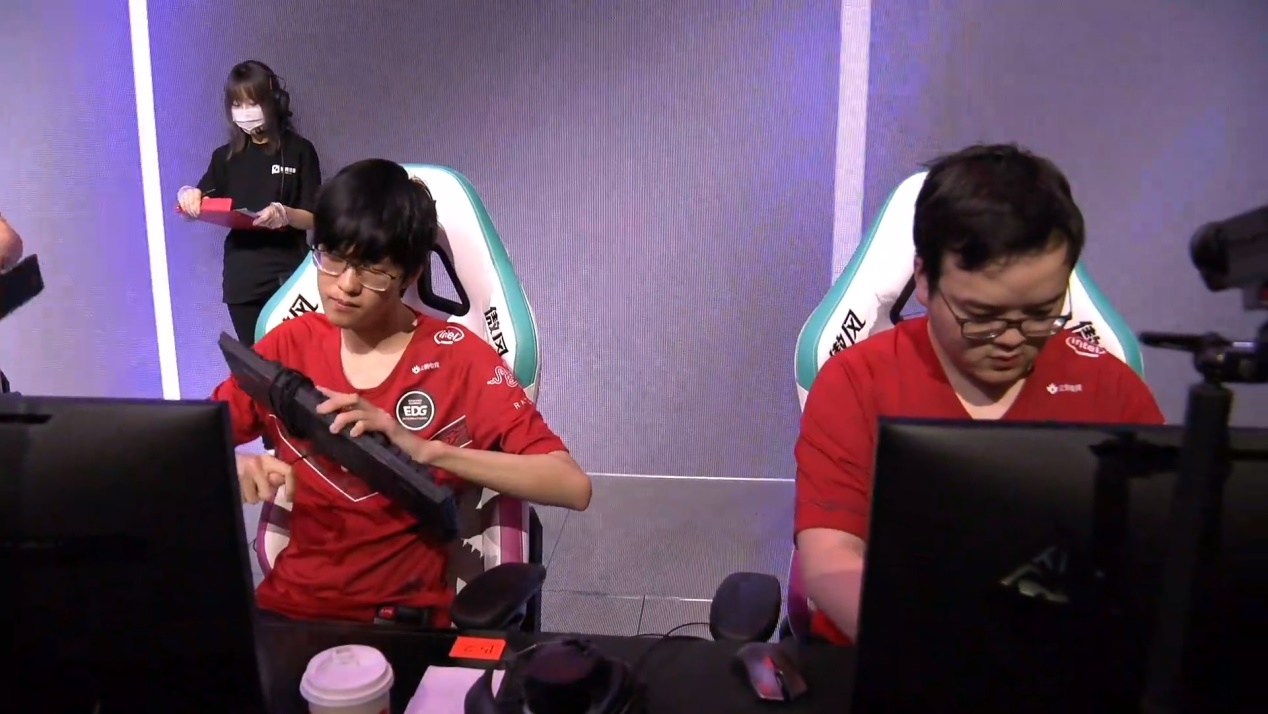 「edg战队」EDG战队输得越惨，LPL第一赛区的位置就越稳固