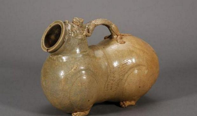 刘伯温:古代的妃嫔怎么上厕所呢?先秦时期最为变态,明清时期最为讲究