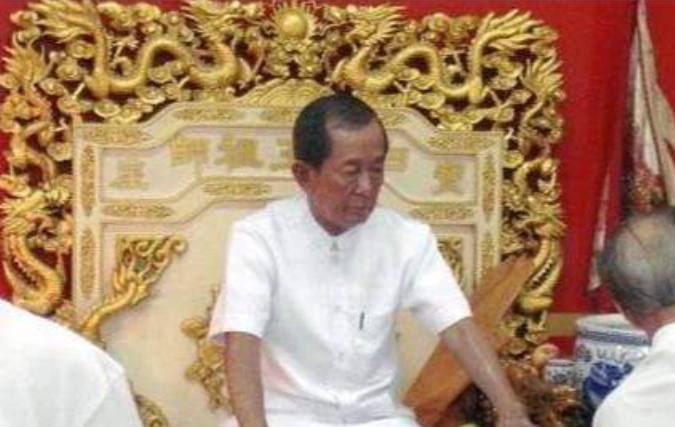 邓丽君|他对张国荣见死不救，骂邓丽君罪有应得，76岁去世半个娱乐圈为他送行