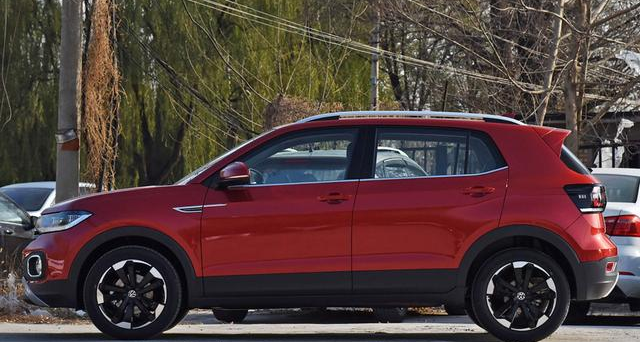 SUV|国产SUV爆卖，两大“巨头”也来争夺10万SUV市场，你看好谁