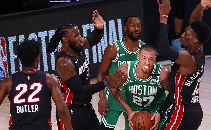 凯尔特人队|1-2!凯尔特人117-106热火,双探花51+21+13,海沃德复出