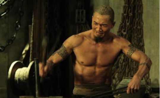 「健身」年过50的健身明星,谁的肌肉更性感?