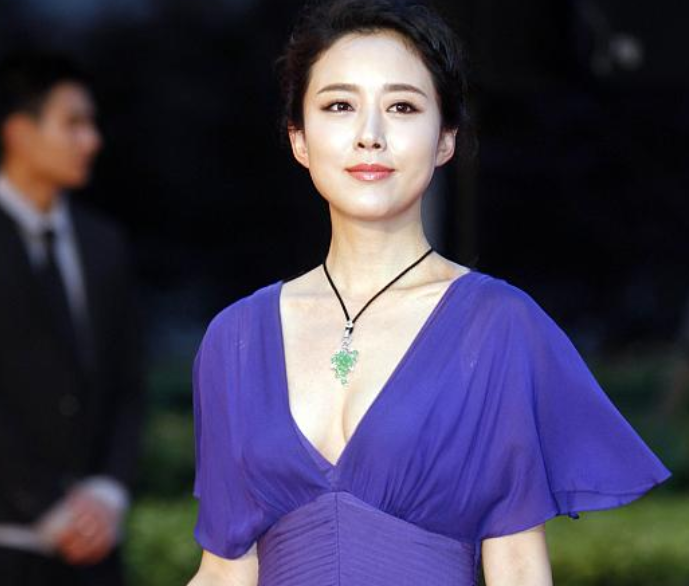 娱乐圈|年龄越大却越“性感”的4位女星，我最喜欢第四位！
