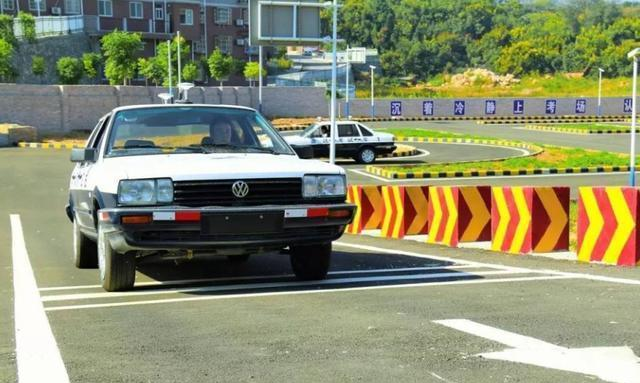 「奇瑞」C1驾照迎来新规，通过率会大大下降，还没考驾照的以后要难了