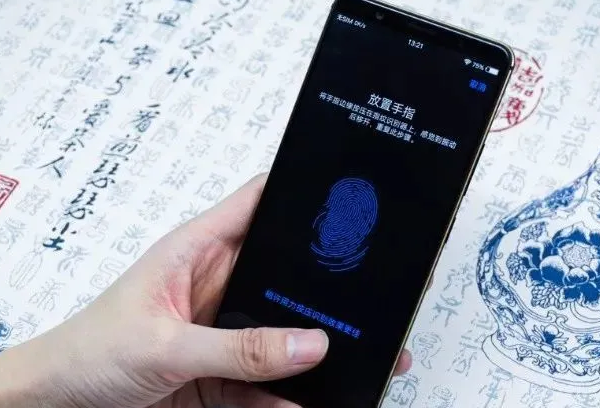 #耳机#未来3年内，手机将淘汰的3个功能，第一个已实现，第二个有争议