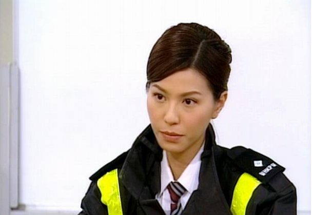 警察|这5位香港明星真的是警察，最后一位还是“警花”，没想到吧