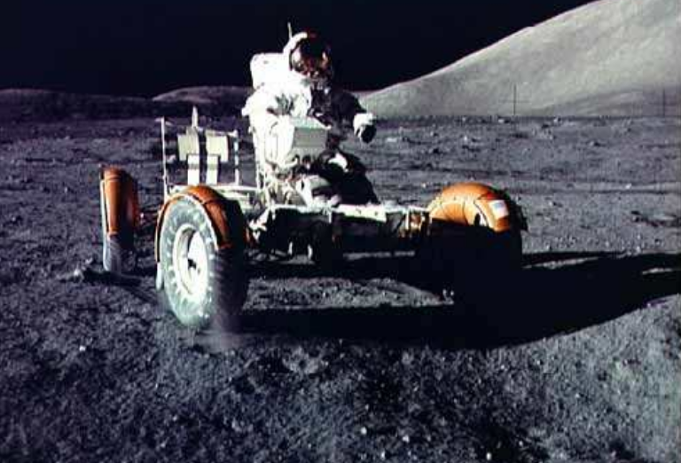 月球|月球上隐藏了什么秘密，美国曾一度计划炸掉月球？50年后终于揭秘