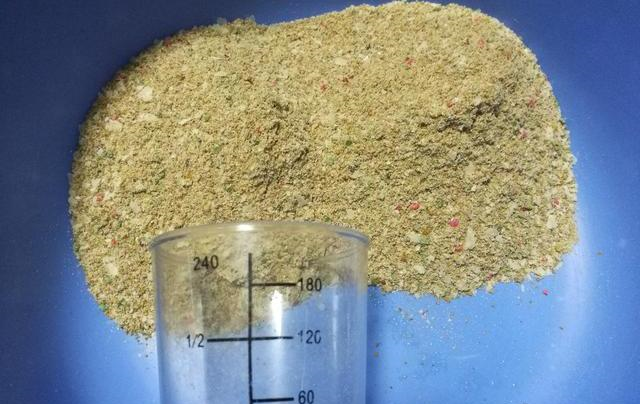 鲫鱼|饵料和小药都有“建议用量”?这看似合理配饵,却有3大致命弊端