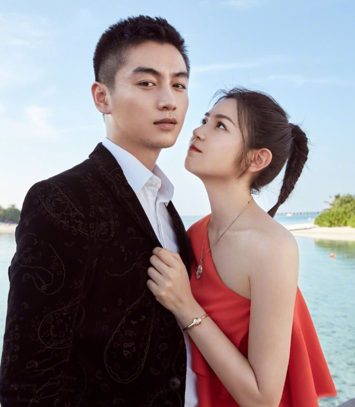 陈晓陈妍希四年前对比四年后,从甜蜜到冷漠,连装都懒得装了