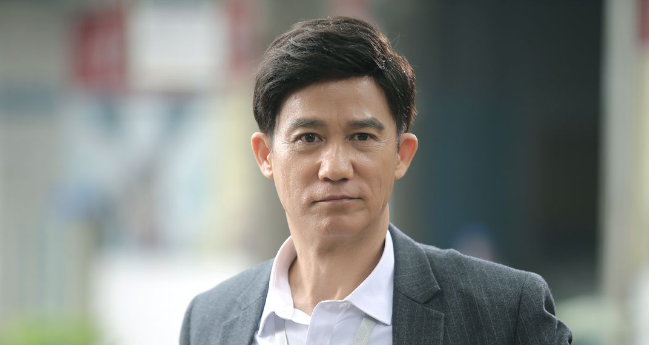 李子雄|51岁李子雄娶28岁回族第一美女,竟是张铁林前女友,59岁老来得子