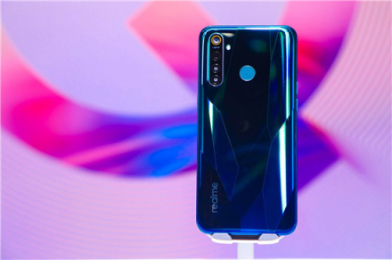 电池：如果手机预算只有1000元，购买这几款手机，让你物超所值