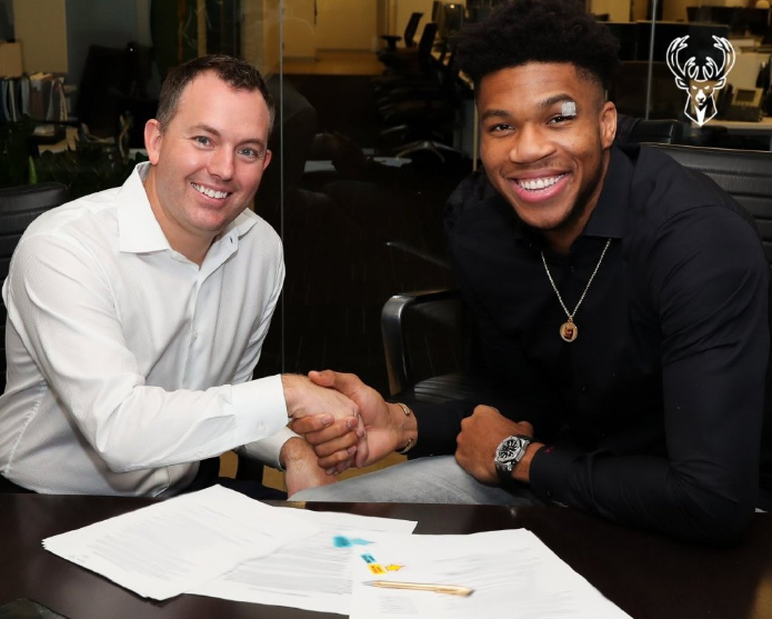 字母哥|22+12+5，输赢和你无关！再见了MVP，你和老詹还有很大的距离