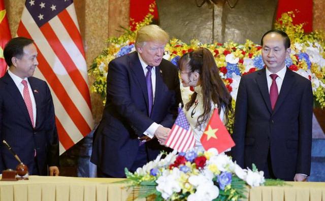 美国|南海传来大消息，美国制裁一举打中越南七寸，这次别想再跑