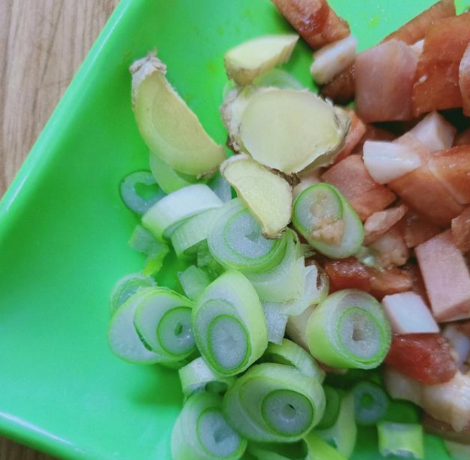 豆角|入秋后，红薯南瓜都不如它，钙是红薯的3倍，价格却1元钱一斤！