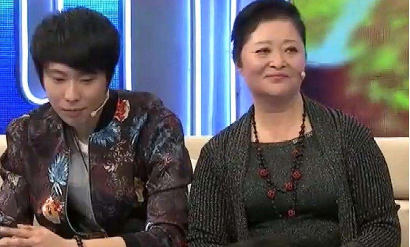 李大海|他是最惨星二代，和母亲挤18平小屋，父亲身价上亿却拒绝借钱给他